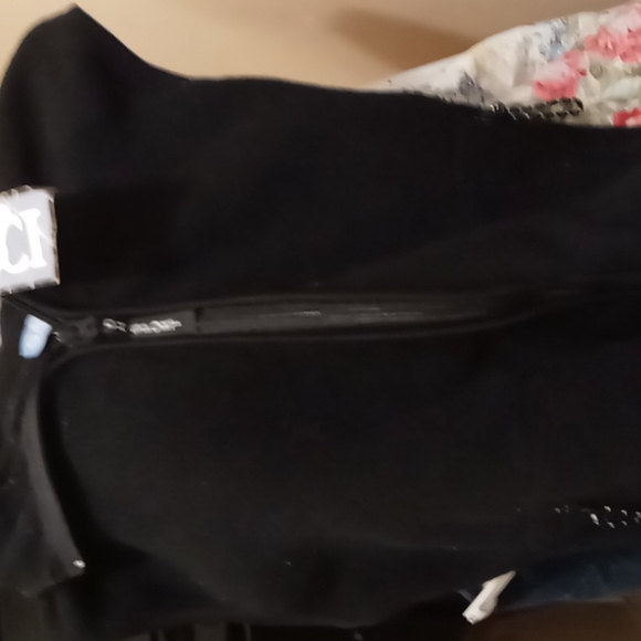 Women's black vest zipper front - Picture 3 of 3